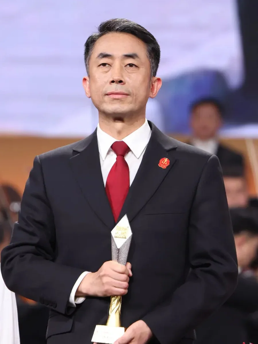 丁宇翔